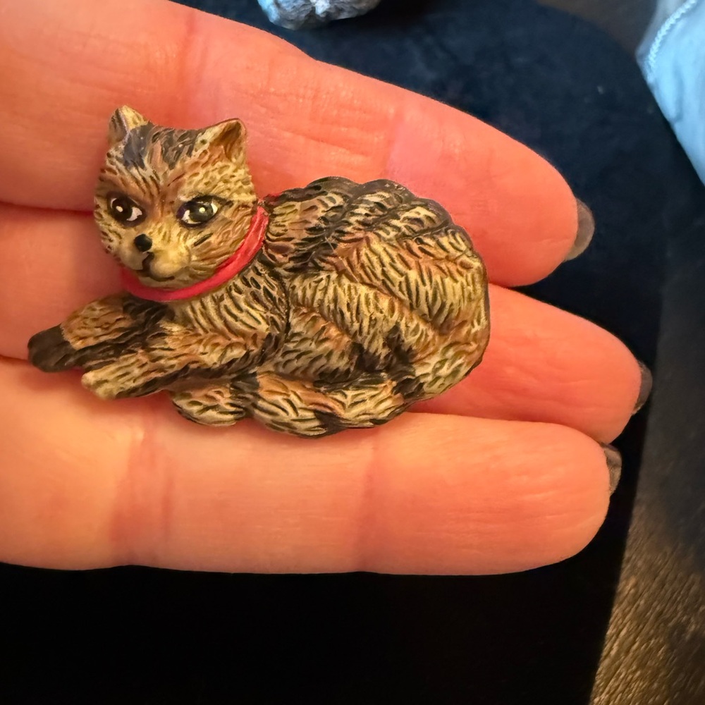 Quacker Factory Cat Button Covers - Picture 9 of 10